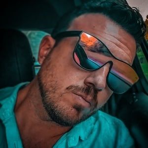 Meet your Posher, Ryan